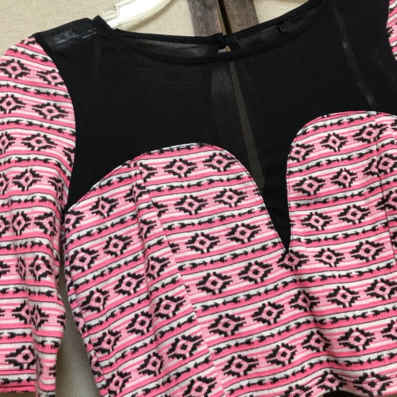 Pink Crop Top - Picture 2 of 3